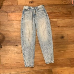 American Eagle mom jeans